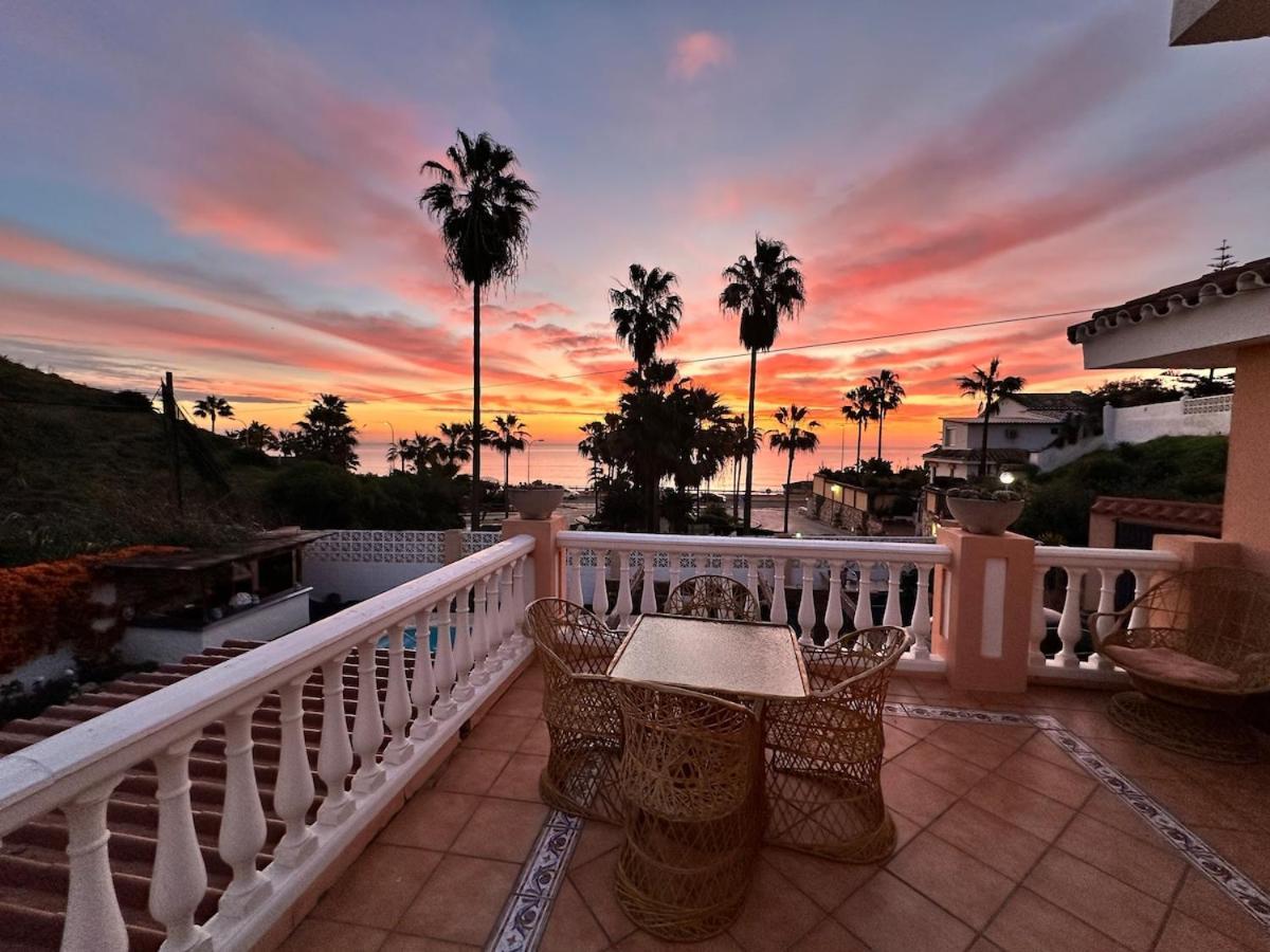 Villa Mijas With Pool 50 M Beach フエンヒロラ エクステリア 写真