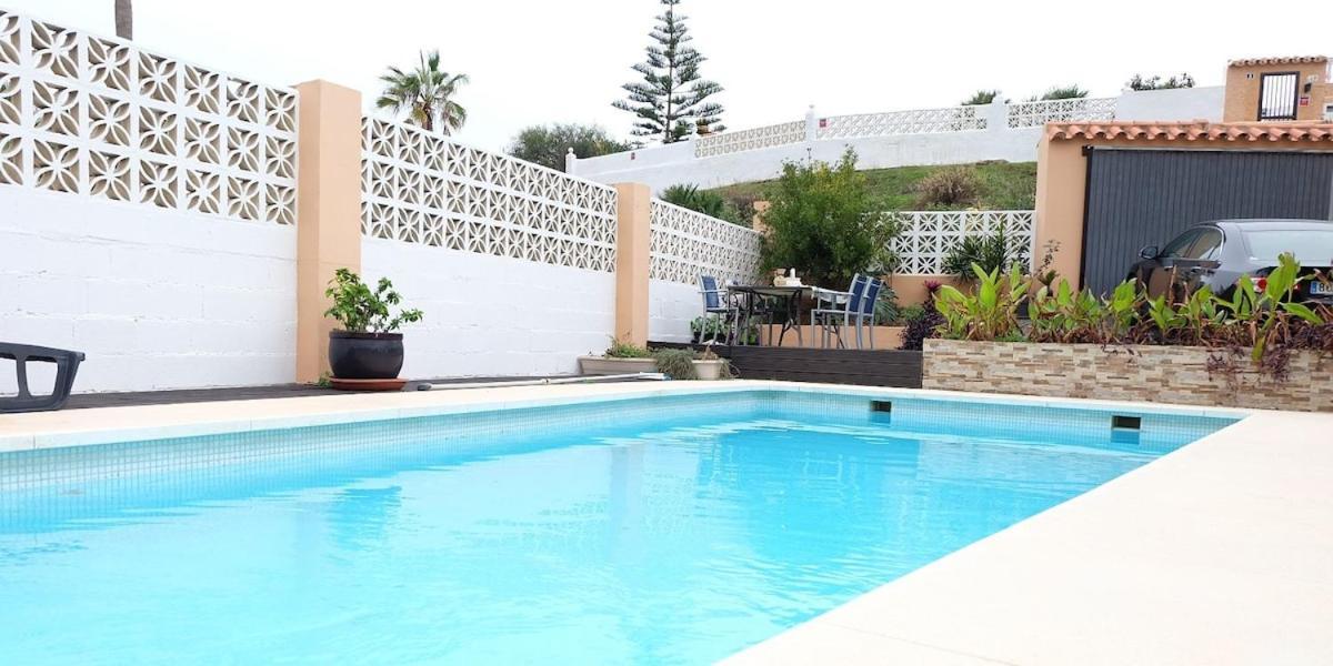 Villa Mijas With Pool 50 M Beach フエンヒロラ エクステリア 写真