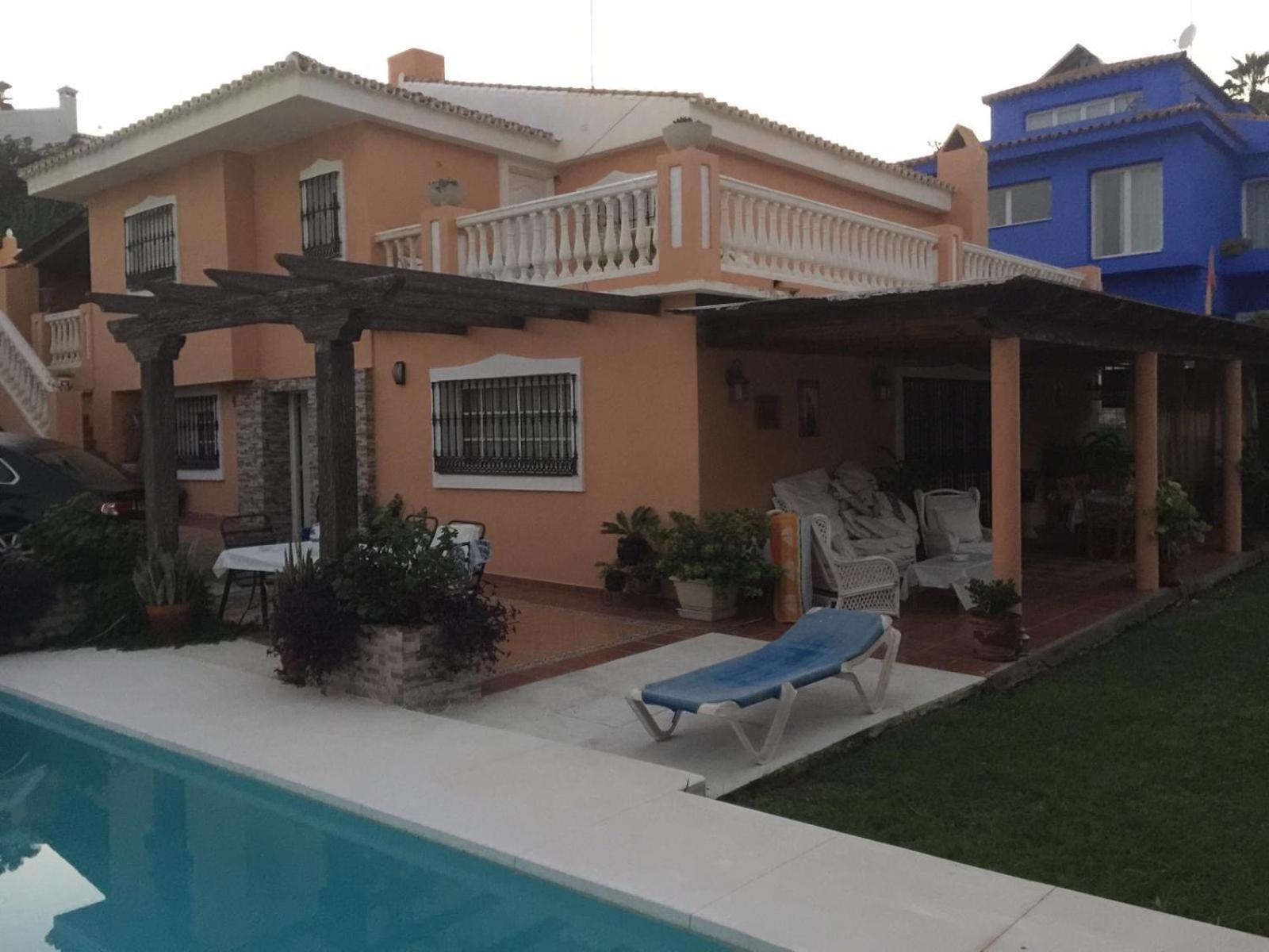 Villa Mijas With Pool 50 M Beach フエンヒロラ エクステリア 写真